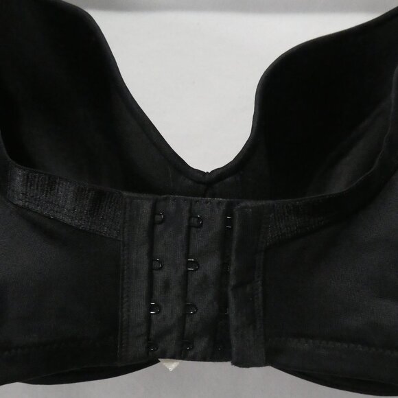 DEESSE LINGERIE | 40 DDD | Black Underwire Bra With Red Lace Accents - Picture 9 of 15